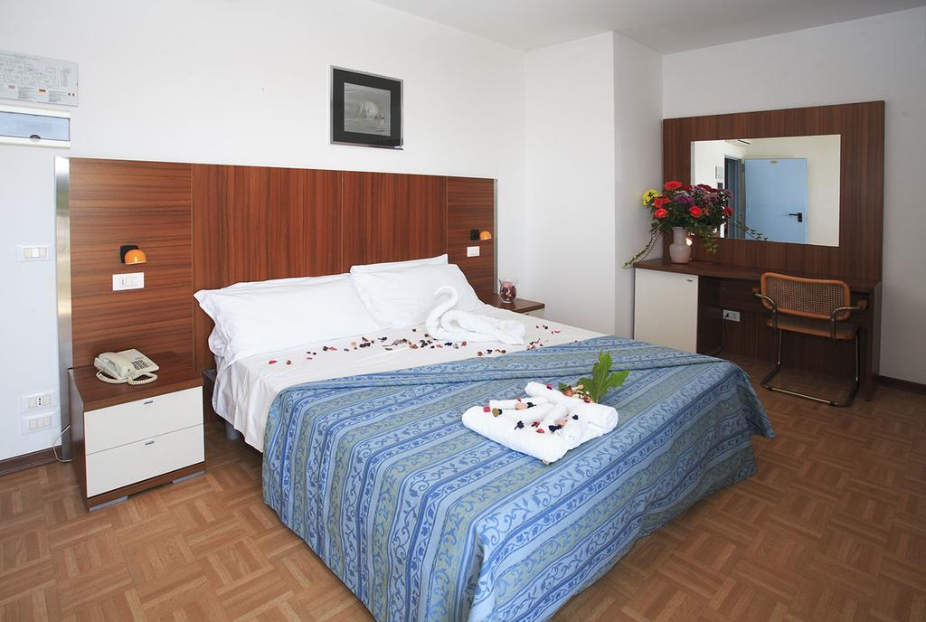 Hotel Aspe Bibione Eksteriør bilde